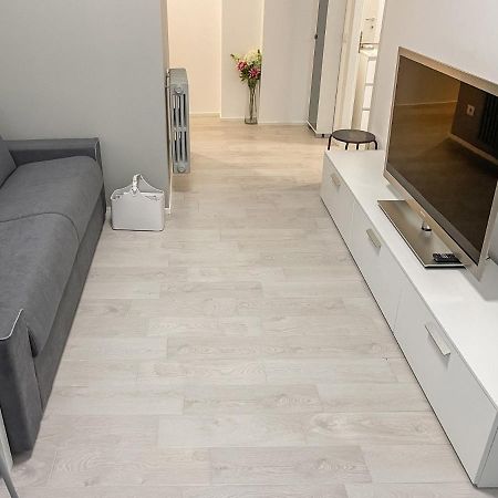 Bnb Capital Milano Moscova - White Buitenkant foto
